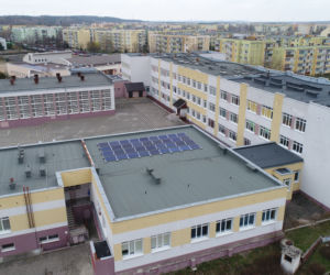 Prąd z promieni słonecznych popłynie w kolejnych bydgoskich szkołach! [ZDJĘCIA]