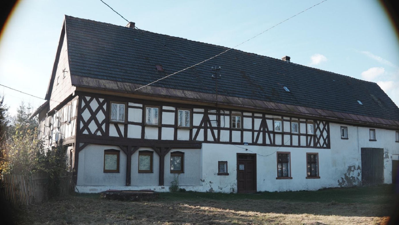 "Dostrzec, zrozumieć, ocalić – Domy przysłupowe". Projekt inwentaryzacji domów przysłupowych zainicjowany przez Małgorzatę Maszkiewicz (Dolina Domów Przysłupowych) - powstała bogata dokumentacja oraz zdjęcia