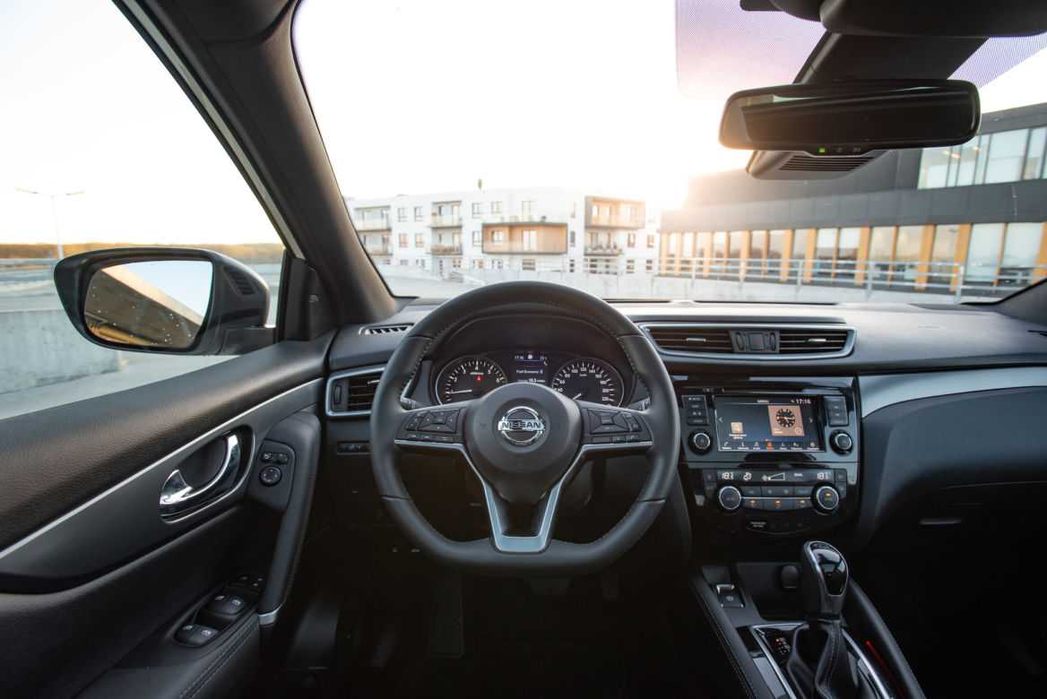 Nissan Qashqai 1.3 DIG-T 160 KM AT Tekna+