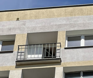 Tragedia w samym centrum Warszawy. Kobieta skoczyła z 9. piętra. Nie żyje