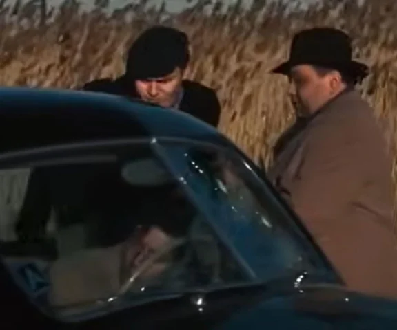 W scenariuszu „Ojca chrzestnego” miał tylko zostawić pistolet. O ciastkach przypomniał sobie sam aktor