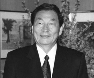 Nie żyje Zhu Rongji. Były premier Chin miał 97 lat