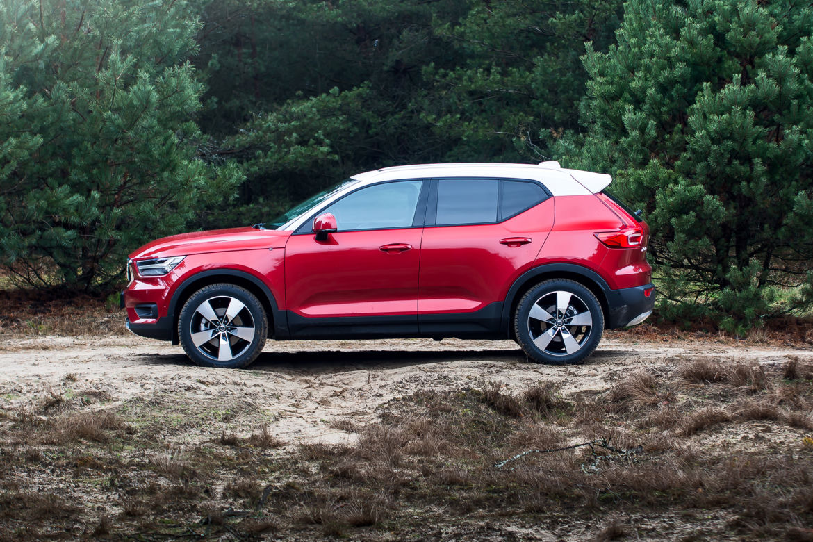 Volvo XC40 D4 AWD AT8 Momentum