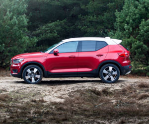 Volvo XC40 D4 AWD AT8 Momentum
