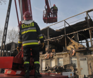 Zgliszcza budynku w Kamieniu Pomorskim