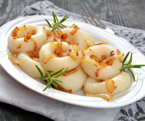 Kluski śląskie jak u babci. Wypróbuj tradycyjny przepis