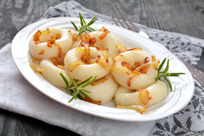 Kluski śląskie jak u babci. Wypróbuj tradycyjny przepis