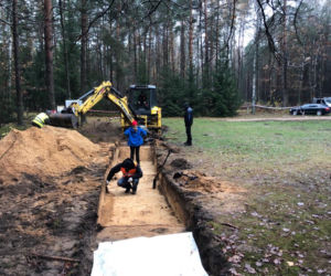 Ludzkie szczątki, łuski i elementy garderoby. Śledczy IPN odkryli mogiłę ofiar Treblinki [ZDJĘCIA]