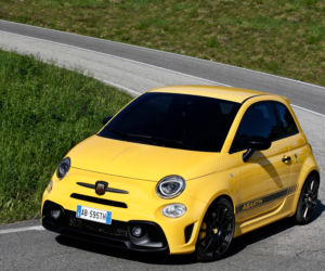 2016 Abarth 595 Competizione