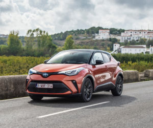 Toyota C-HR 2.0 Hybrid Dynamic Force 184 KM e-CVT