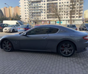 MiłyPan jeździ sportowym Maserati GranTurismo