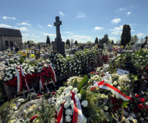 Pożar na grobie Łukasza Litewki