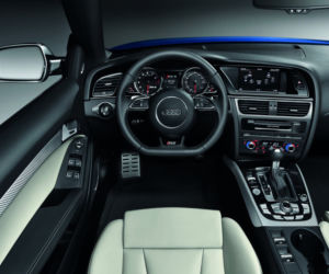 Audi RS5 Cabriolet 2013