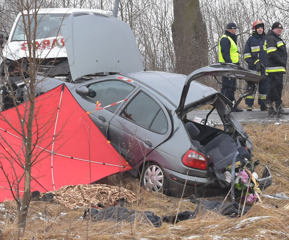 Cztery osoby zginęły w wypadku. Tragedia w Załuskach