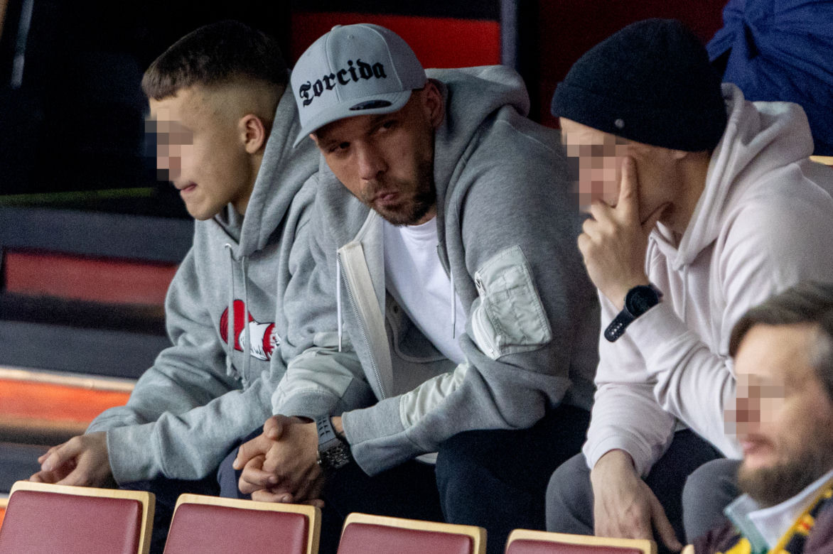 Lukas Podolski z synem na meczu Niemcy - Norwergia