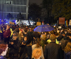 Manifestacja pod Sejmem - NIE dla zakazu edukacji seksualnej