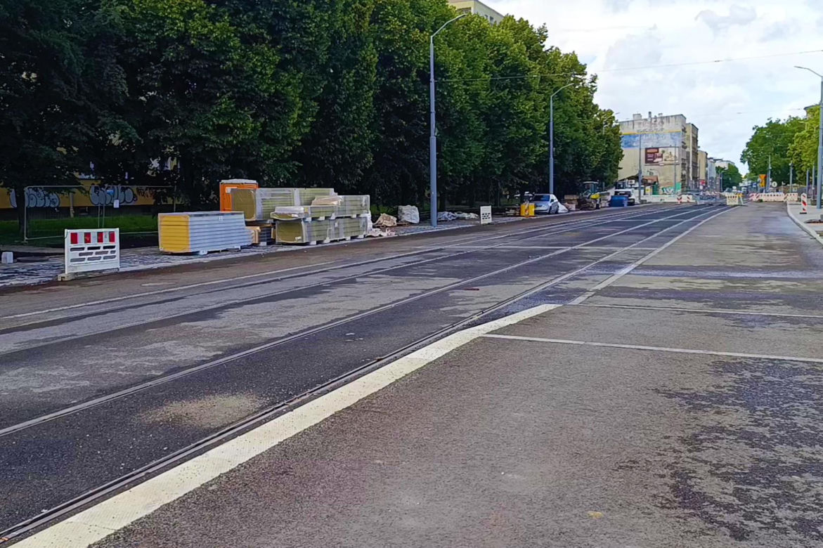 "Torowa rewolucja" na al. Powstańców Wlkp. - czerwiec 2026