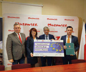 Podpisanie umowy na dotację unijną dla SPZOZ w Węgrowie na remont przychodni w Łochowie