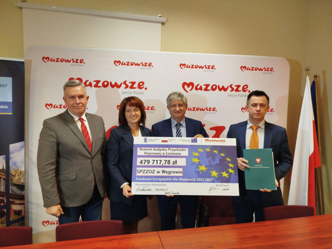 Podpisanie umowy na dotację unijną dla SPZOZ w Węgrowie na remont przychodni w Łochowie