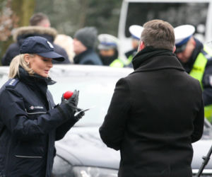 Nietypowe, walentynkowe kontrole policji i... pozdrowienia na antenie Radia ESKA