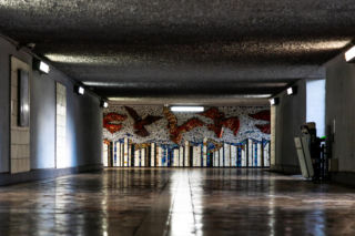 Przejście podziemne przy dawnej kopalni - mozaika z PRL