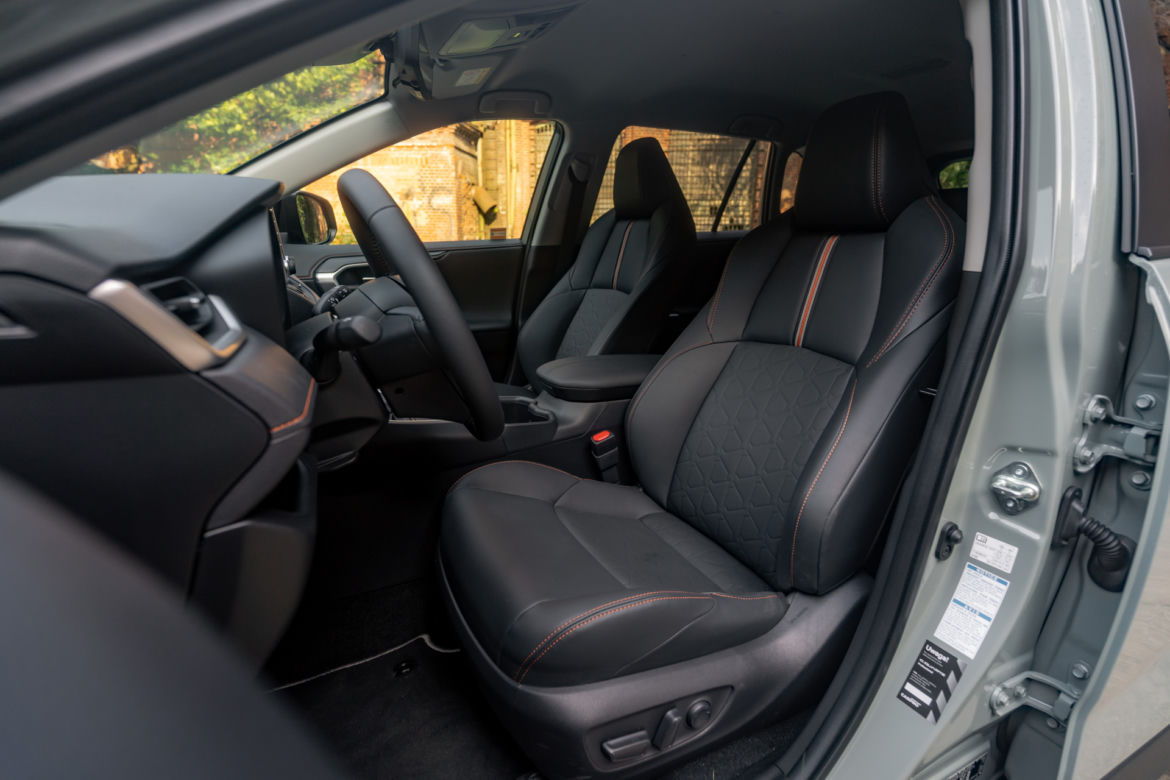 Toyota RAV4 Adventure Hybrid Dynamic Force 222 KM i-AWD e-CVT