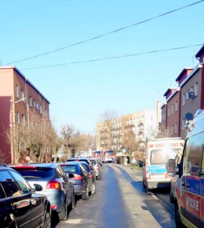 Tajemnicza śmierć niemowlęcia w Namysłowie! Jego matkę zabrał śmigłowiec [ZDJĘCIA]