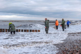 Szaleństwo na polskich plażach. Wystarczyło półtorej godziny, by znaleźć to