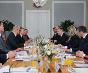 Prezydent Karol Nawrocki z wizytą na Łotwie. Główne tematy to bezpieczeństwo i sytuacja na Bałtyku