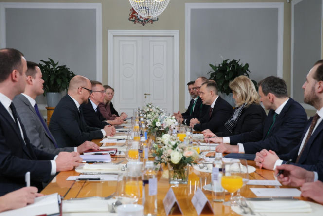 Prezydent Karol Nawrocki z wizytą na Łotwie. Główne tematy to bezpieczeństwo i sytuacja na Bałtyku