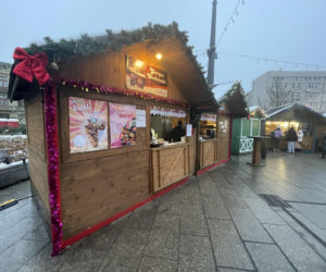 Pokémony, różowe gofry i zaskakujące różnice w cenach. Porównaliśmy łódzkie jarmarki