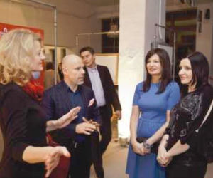 Od prawej: Beata Pierzchała, dyr. Biura Reklamy, Ewa Porębska, wiceprezes, Marek Białek, członek Zarządu, Ewa Goliszewska, dyr. Działu Wsparcia Sprzedaży (Murator SA)