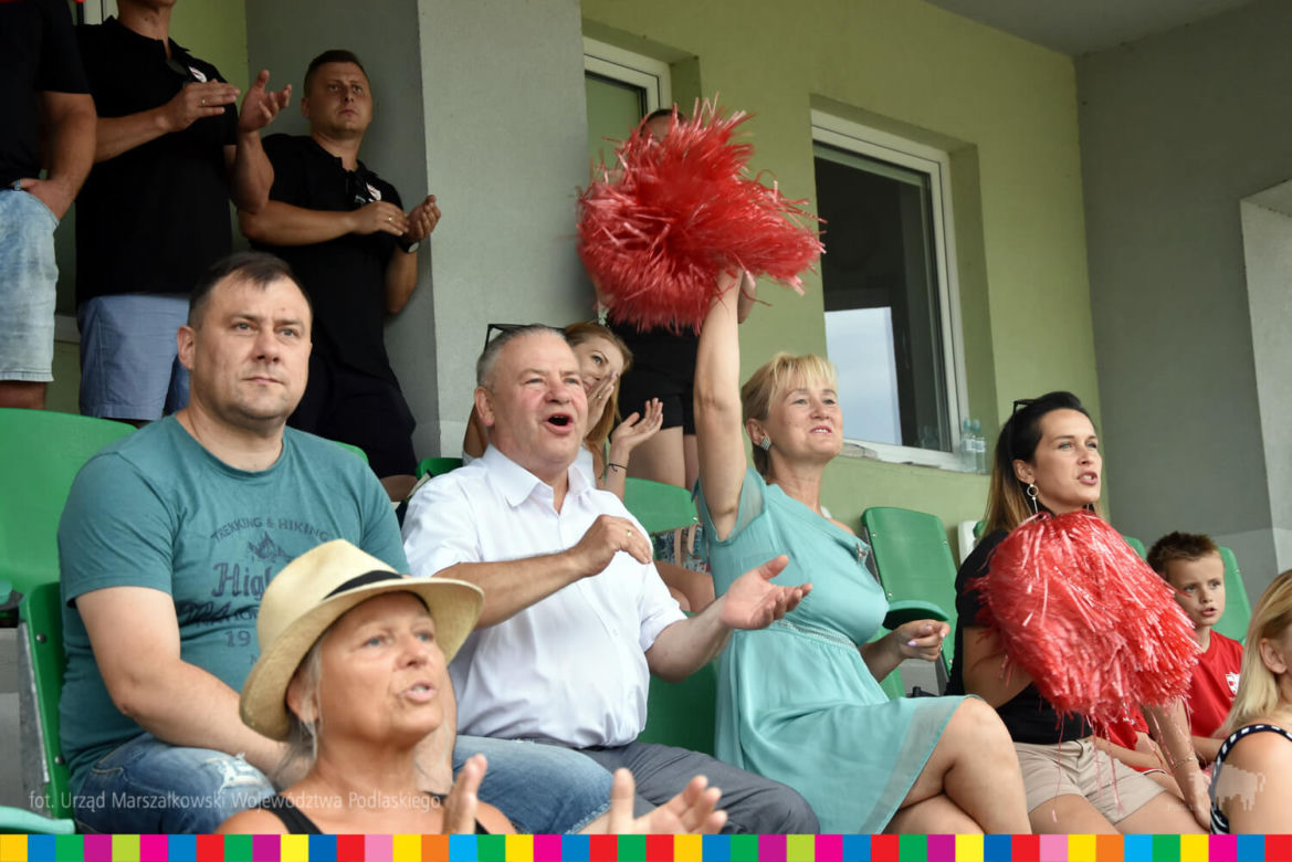 Jagiellonia Białystok z pucharem od marszałka i kibiców [ZDJĘCIA]