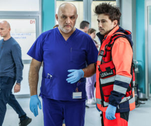 Szpital św. Anny, odcinek 99: Tomek wyjawia Wojtkowi plan ponownych oświadczyn. Fidor, podwożąc Hankę, wzbudza niepokój Kai