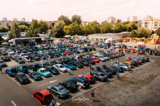 Fani motoryzacji pomagają schroniskom. Druga edycja zlotu Family Cars Leszno już w sobotę