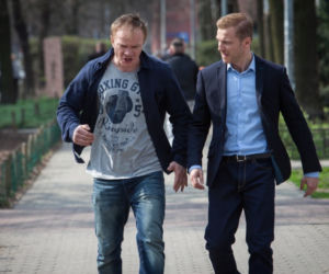 To nie koniec świata 2 sezon odc. 25. Darek (Eryk Lubos), Paweł (Krystian Wieczorek)