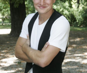 Od nastolatka z Na Wspólnej do eleganckiego mężczyzny. Tak zmieniał się Jakub Wesołowski