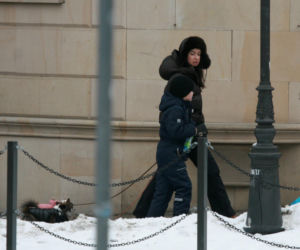 Marta Kaczyńska z synem na spacerze