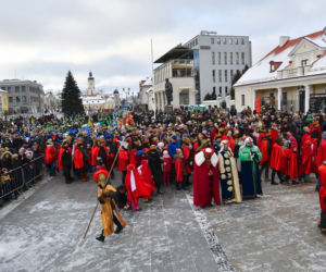 Orszak Trzech Króli w Białymstoku 2019. Tłumy przeszły ulicami miasta