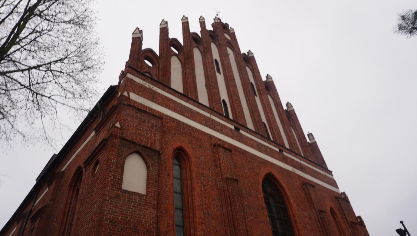 To najpiękniejszy zabytek w woj. warmińsko-mazurskim według AI. „Zachwyca strzelistą sylwetką”