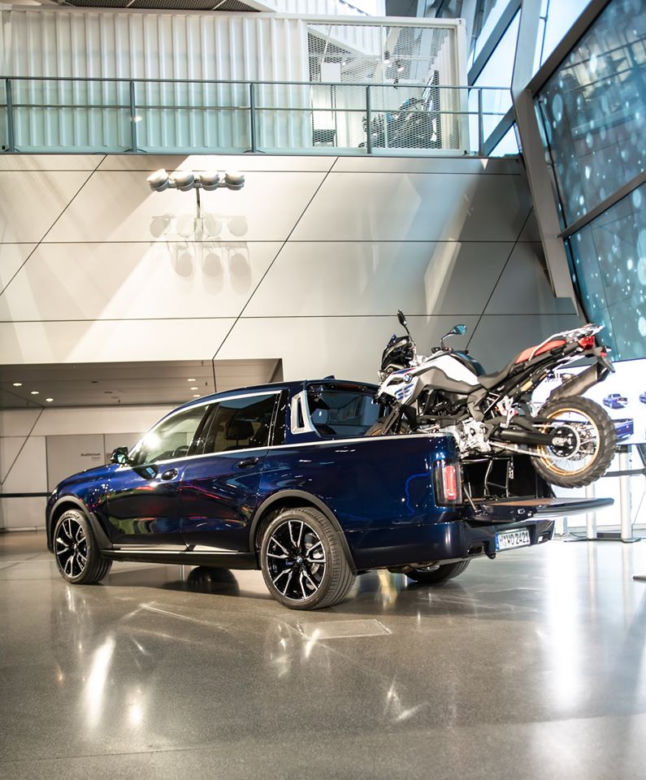 BMW X7 Pickup
