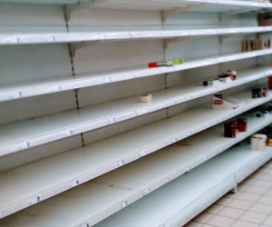 Puste półki w Szczecinie. Ludzie masowo wykupują ryż i makaron!