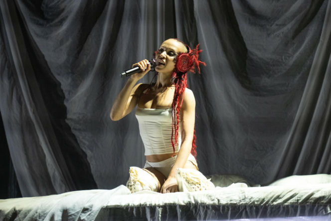 FKA twigs