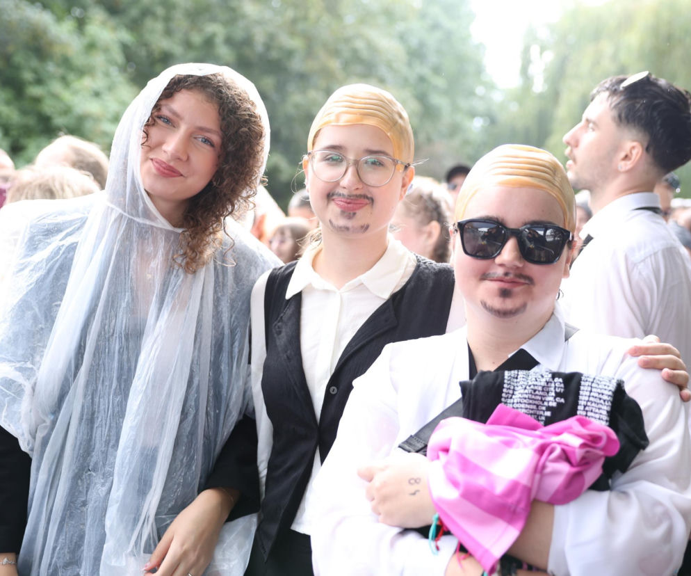 Fani przed koncertem Pitbulla