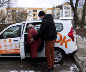 Toruń ma społeczną taksówkę. Tak wyglądają pojazdy!