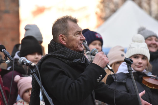 Orszak Trzech Króli 2026 w Toruniu. Zdjęcia z samego serca starówki