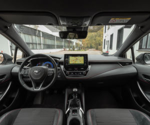 Toyota Corolla Hatchback 1.2 Turbo 116 KM 6 M/T 