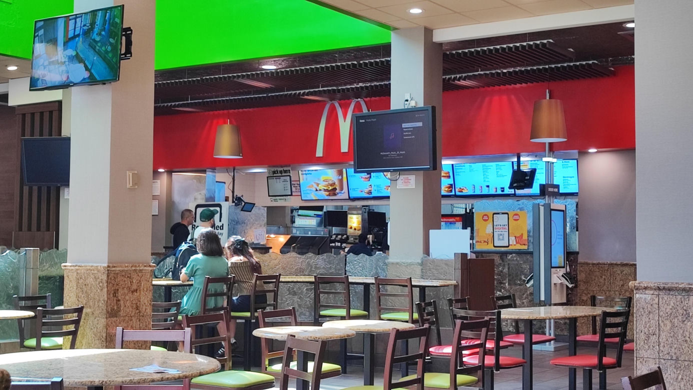 Byłem w amerykańskim MCDonaldzie. Te kanapki smakują zupełnie inaczej