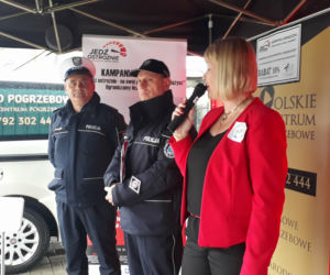Przez 13 tygodni na ulicach Rzeszowa będzie widoczny karawan pogrzebowy
