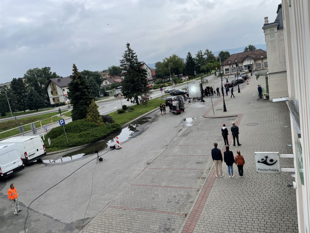 Dworzec kolejowy w Nowym Sączu zamienił się w plan filmowy